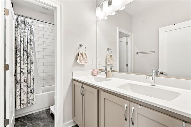 260 Walker Avenue, Roswell, GA 30076