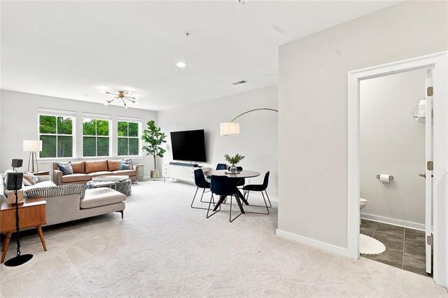 260 Walker Avenue, Roswell, GA 30076