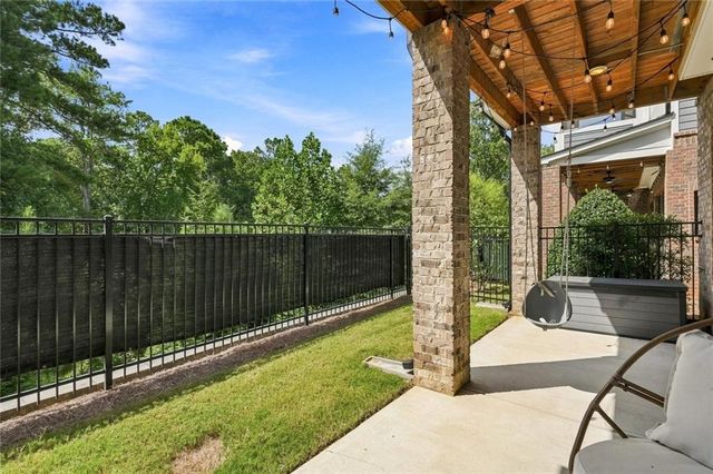 260 Walker Avenue, Roswell, GA 30076