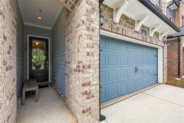 260 Walker Avenue, Roswell, GA 30076
