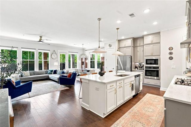 260 Walker Avenue, Roswell, GA 30076