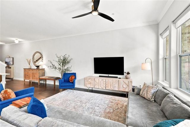 260 Walker Avenue, Roswell, GA 30076