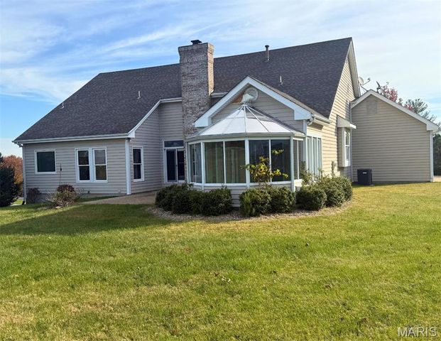 74 W Meath Ring, Weldon Spring, MO 63304