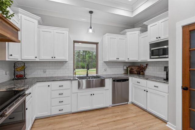 564 Middleton Road, Stonewall, LA 71078