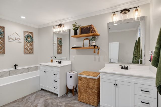 564 Middleton Road, Stonewall, LA 71078