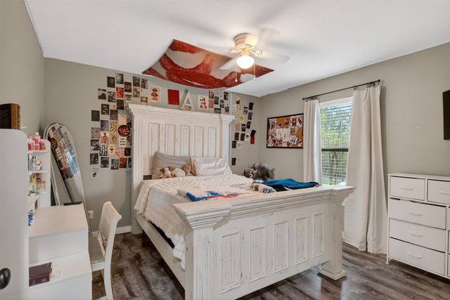 564 Middleton Road, Stonewall, LA 71078