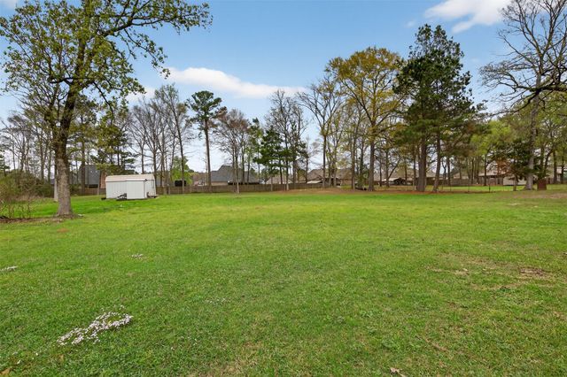 564 Middleton Road, Stonewall, LA 71078