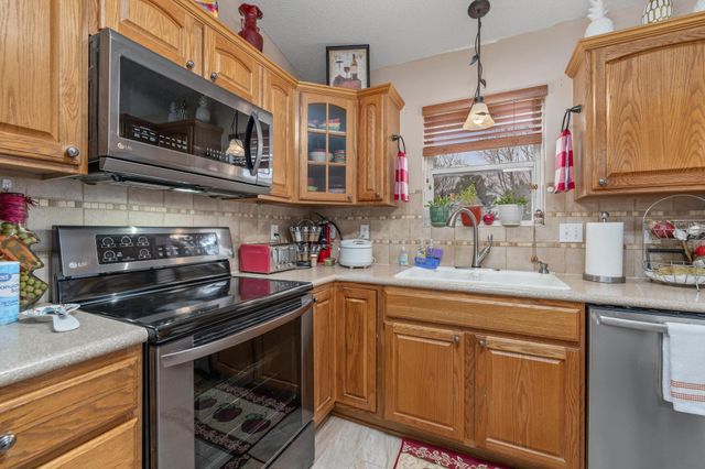 703 S Todd Cir, Wichita, KS 67207