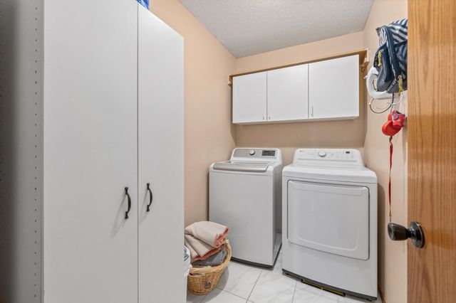 703 S Todd Cir, Wichita, KS 67207