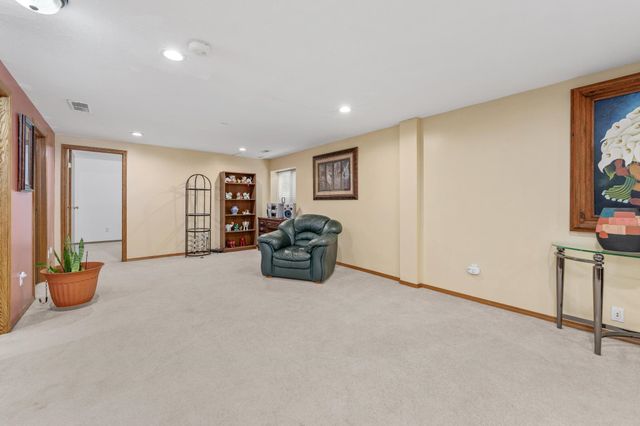 703 S Todd Cir, Wichita, KS 67207