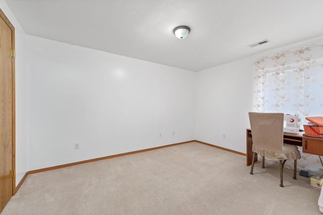 703 S Todd Cir, Wichita, KS 67207