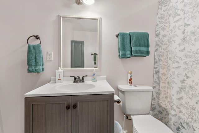 703 S Todd Cir, Wichita, KS 67207