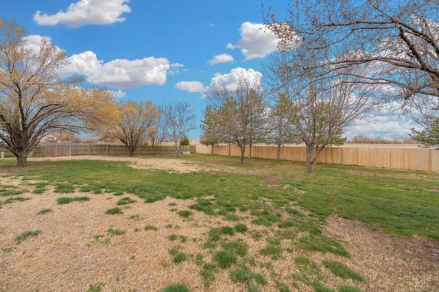 703 S Todd Cir, Wichita, KS 67207