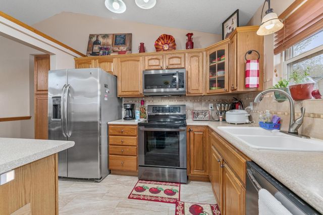 703 S Todd Cir, Wichita, KS 67207