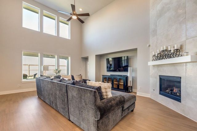 8515 Pier Cove Drive, Cypress, TX 77433