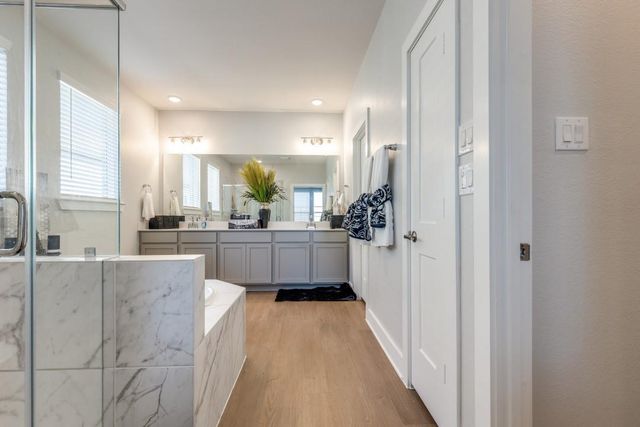 8515 Pier Cove Drive, Cypress, TX 77433