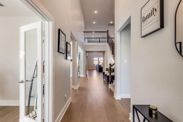 8515 Pier Cove Drive, Cypress, TX 77433