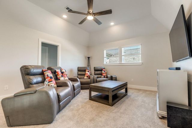 8515 Pier Cove Drive, Cypress, TX 77433