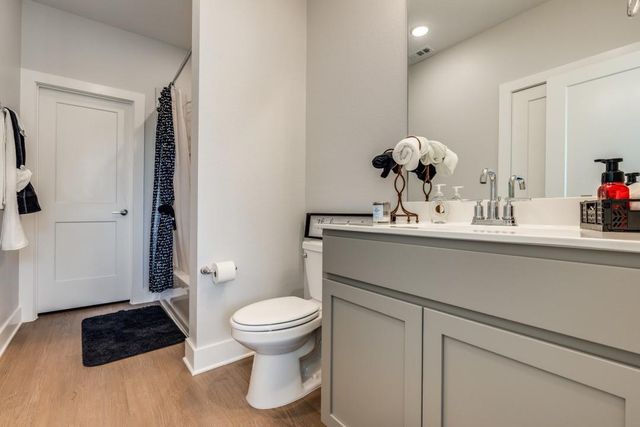 8515 Pier Cove Drive, Cypress, TX 77433