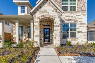 8515 Pier Cove Drive, Cypress, TX 77433