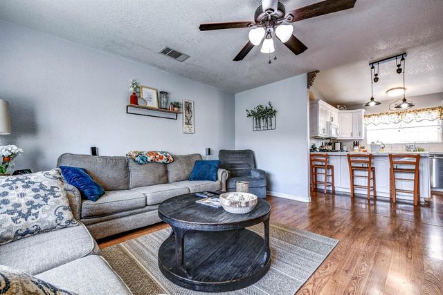 5712 E Jahant Rd, Galt, CA 95632