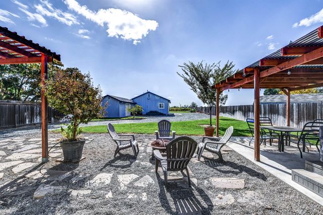 5712 E Jahant Rd, Galt, CA 95632