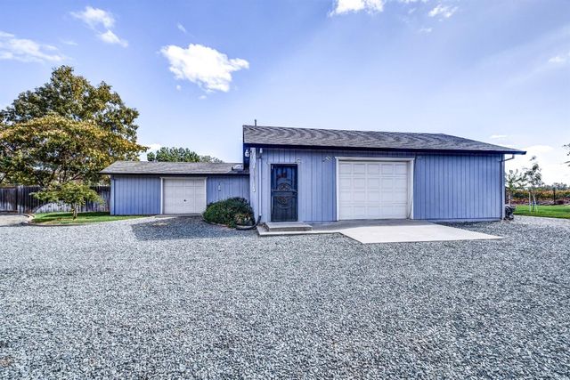 5712 E Jahant Rd, Galt, CA 95632