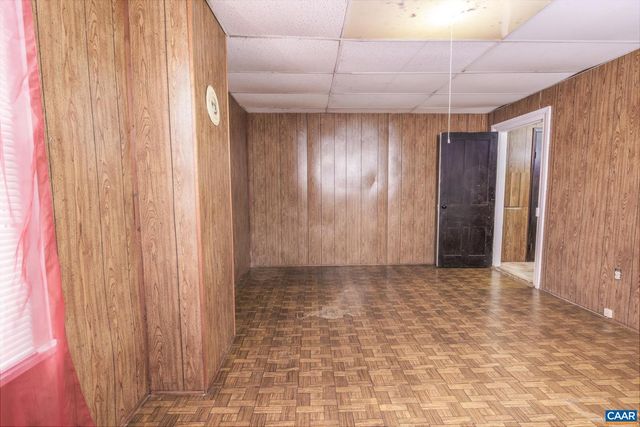 601 LONG AVE, Shenandoah, VA 22849