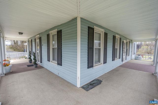 601 LONG AVE, Shenandoah, VA 22849