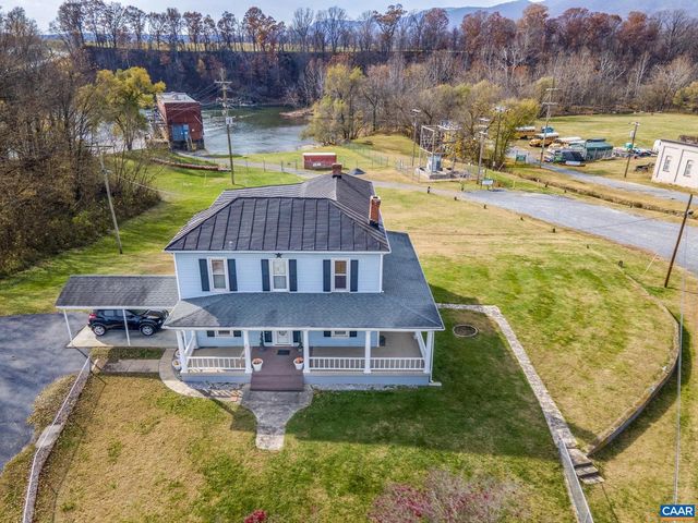 601 LONG AVE, Shenandoah, VA 22849