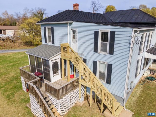 601 LONG AVE, Shenandoah, VA 22849