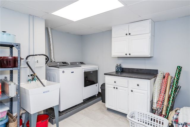 84 Thruston Boulevard, Oakwood, OH 45409