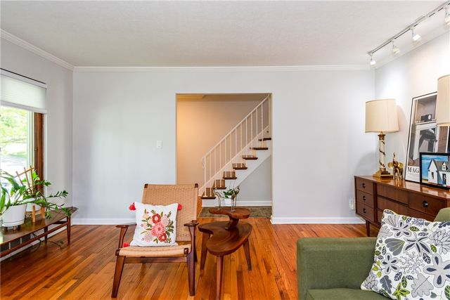 84 Thruston Boulevard, Oakwood, OH 45409