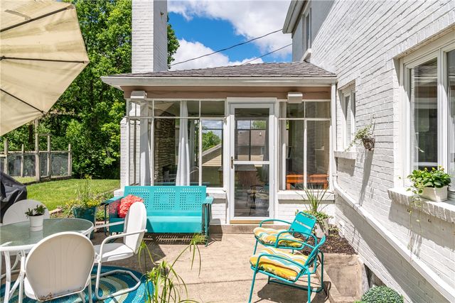 84 Thruston Boulevard, Oakwood, OH 45409