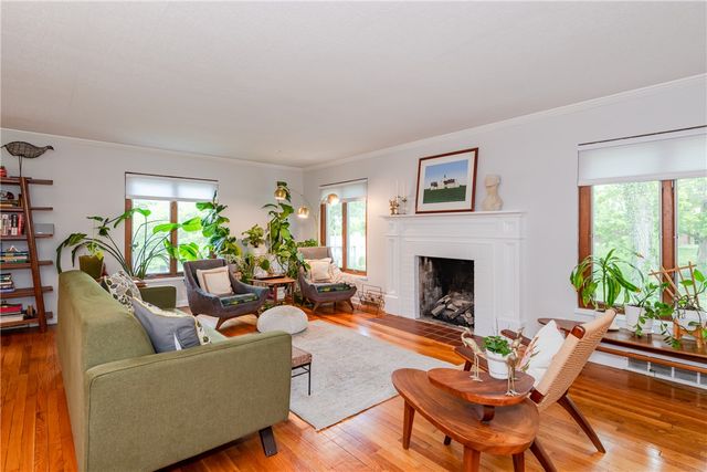 84 Thruston Boulevard, Oakwood, OH 45409