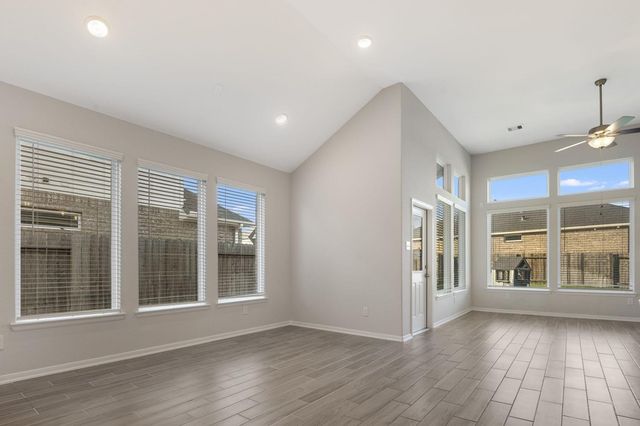 20118 Clear Ridge Lane, Montgomery, TX 77316