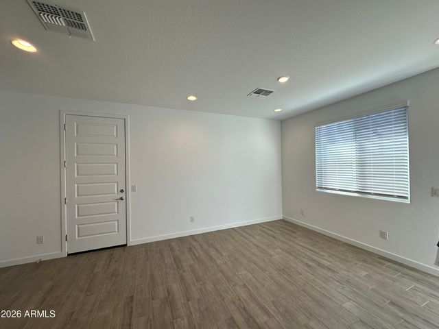 3228 W MORNING VISTA Lane, Phoenix, AZ 85083