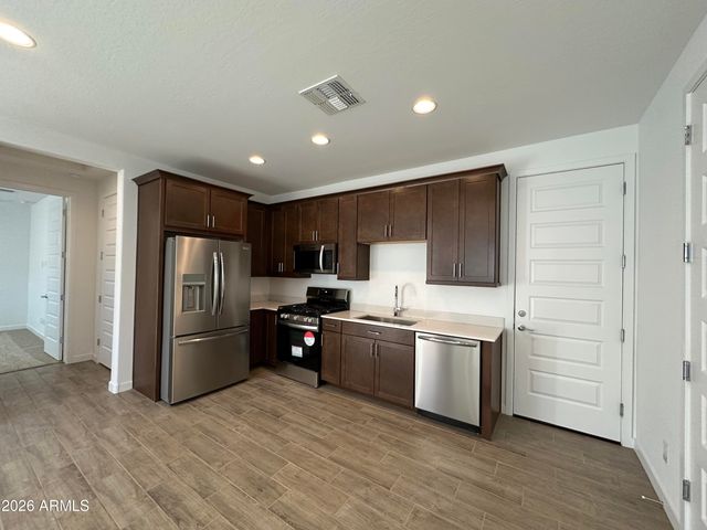 3228 W MORNING VISTA Lane, Phoenix, AZ 85083