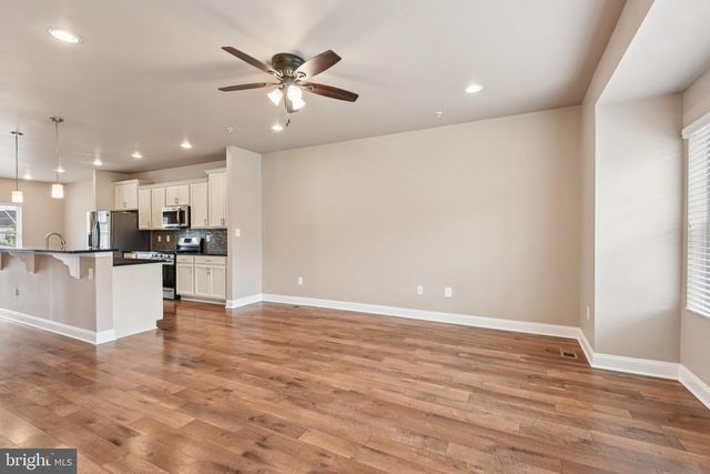 945 THURSTON LN, Glen Burnie, MD 21060