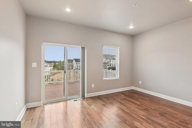 945 THURSTON LN, Glen Burnie, MD 21060