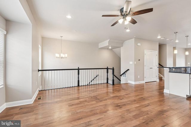 945 THURSTON LN, Glen Burnie, MD 21060