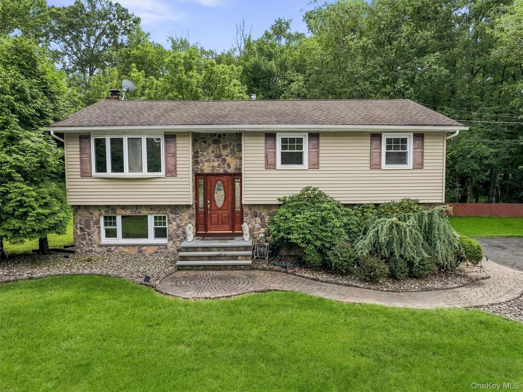 14 Karl Court, Congers, NY 10920 — photo 3