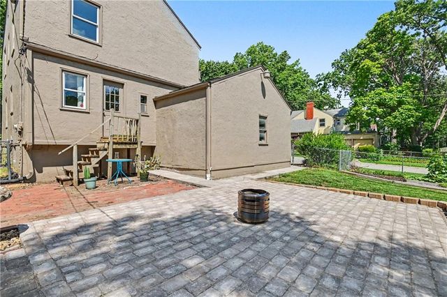 7403 Campbell Street, Kansas City, MO 64131
