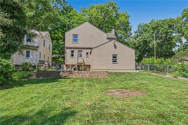 7403 Campbell Street, Kansas City, MO 64131