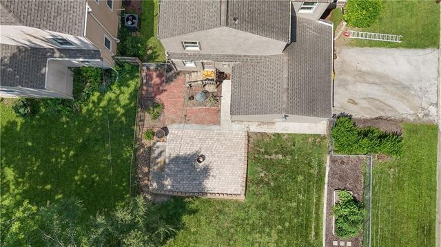 7403 Campbell Street, Kansas City, MO 64131