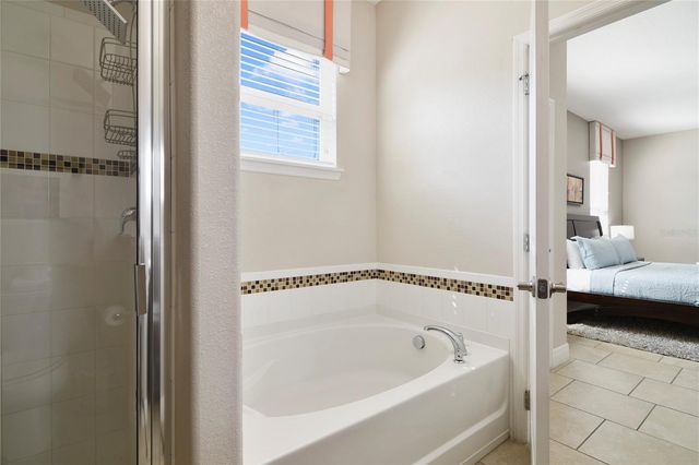 4115 OAKTREE DRIVE, Davenport, FL 33837