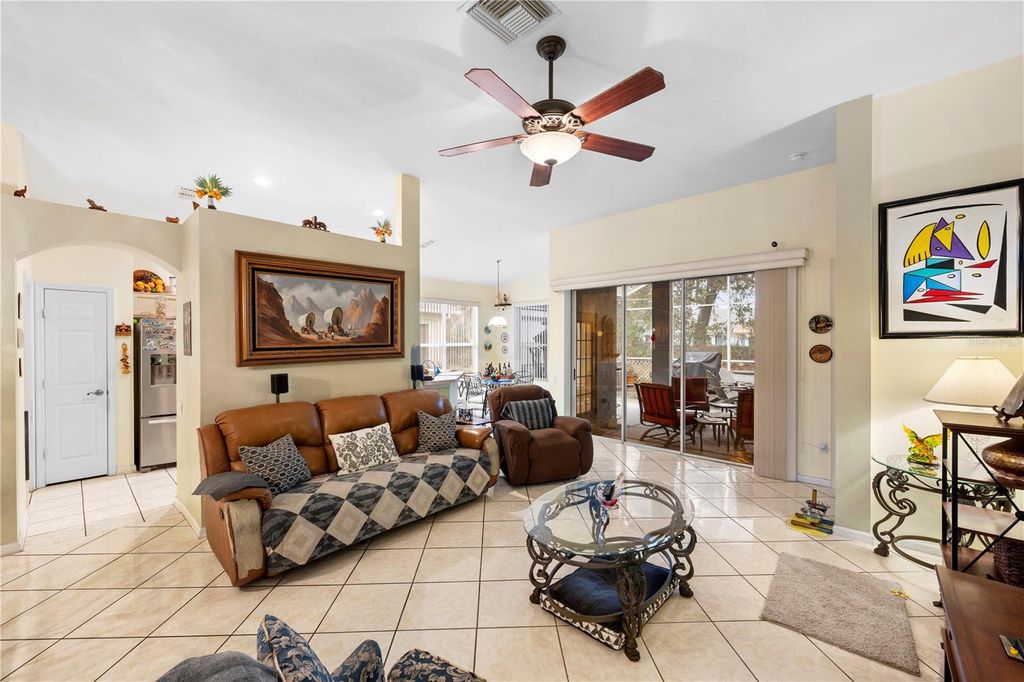 Image 18 of property listing at 3407 FERNWOOD DRIVE, Kissimmee, FL 34741