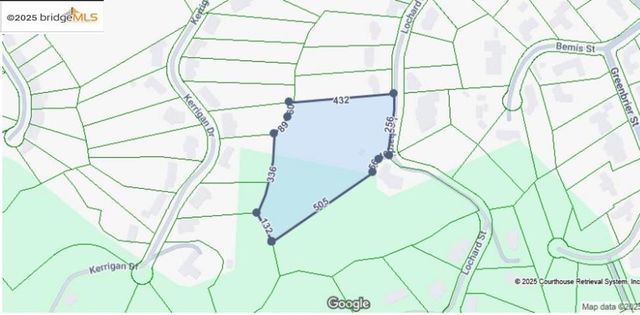 11330 Lochard St, Oakland, CA 94605