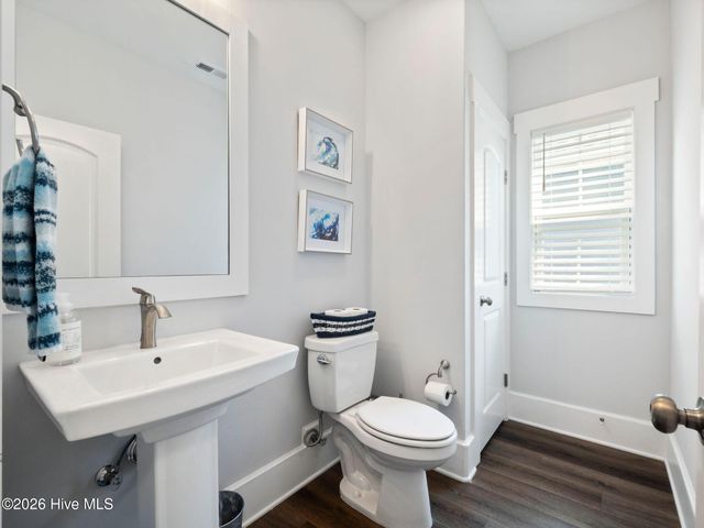 130 Twining Rose Lane, Holly Ridge, NC 28445