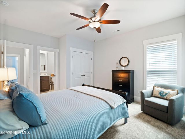 130 Twining Rose Lane, Holly Ridge, NC 28445